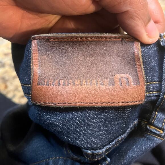 Travis Mathew Jeans Mens 30 x31 Blue Dark Wash Straight Leg Denim Golf Y2K - Picture 7 of 7